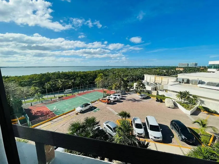 Apartment Lovely View, Beach Suite, 10 Min To Airport Hotelz -Sol3710- Cancún