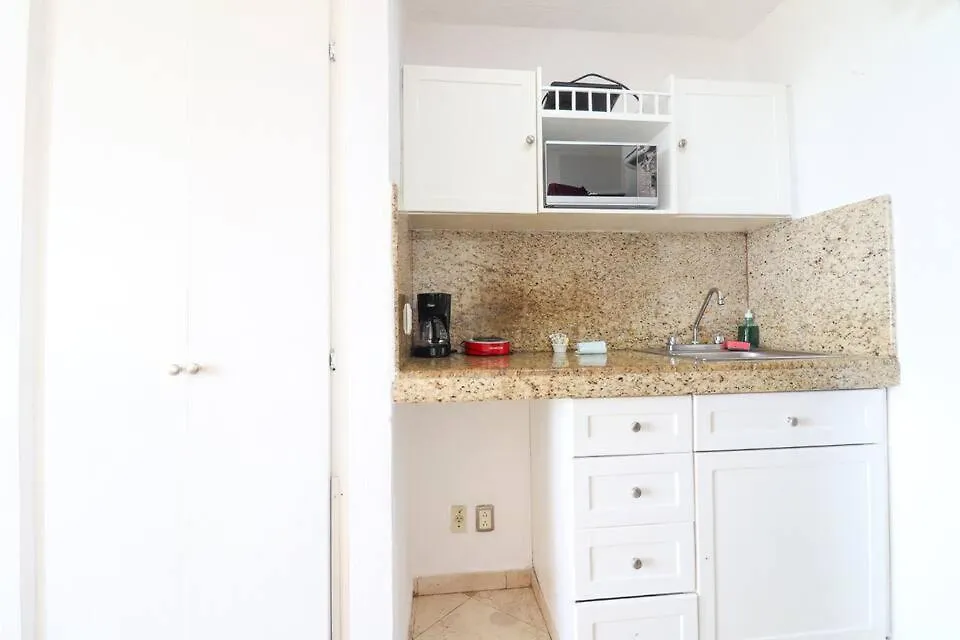Lovely View, Beach Suite, 10 Min To Airport Hotelz -Sol3710- Cancún